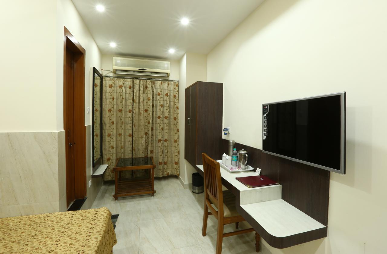 Hotel Sunview International Γουβαχάτι Εξωτερικό φωτογραφία